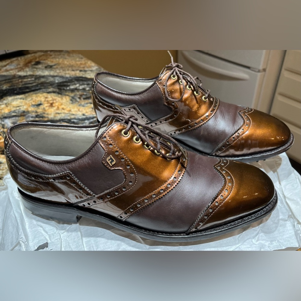 Copper patent leather and brown men’s vintage footjoy classic dry golf shoes